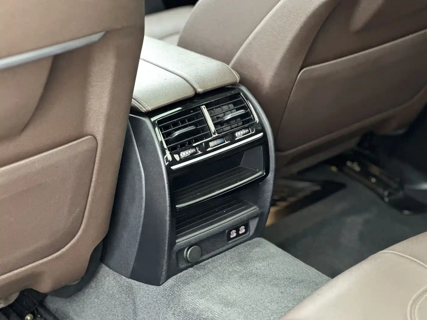 BMW 5 Series 2021 530Li Leading M Sport Package фото 10