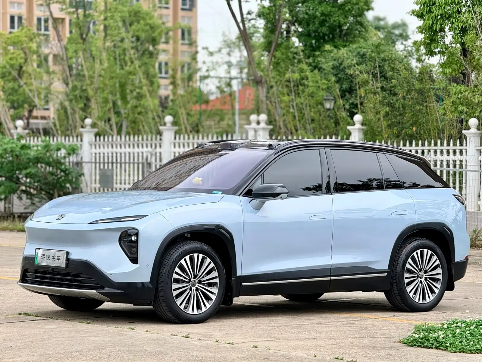 Фото 2 - NIO ES7