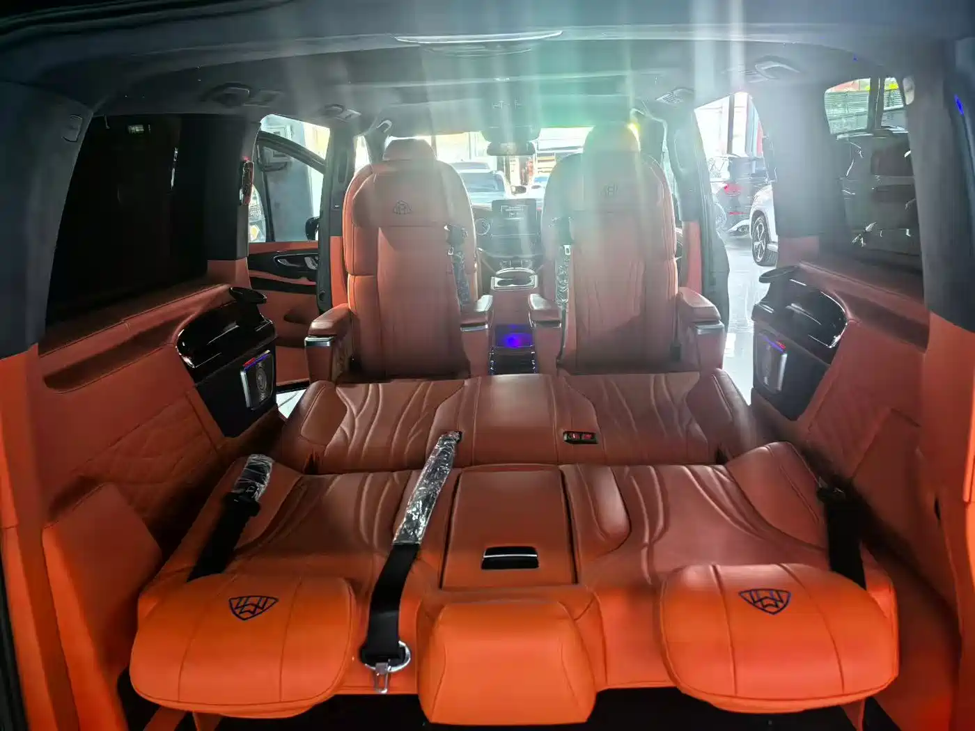 Mercedes-Benz V-Class 2018 V 260 Navigator Edition China VI фото 7