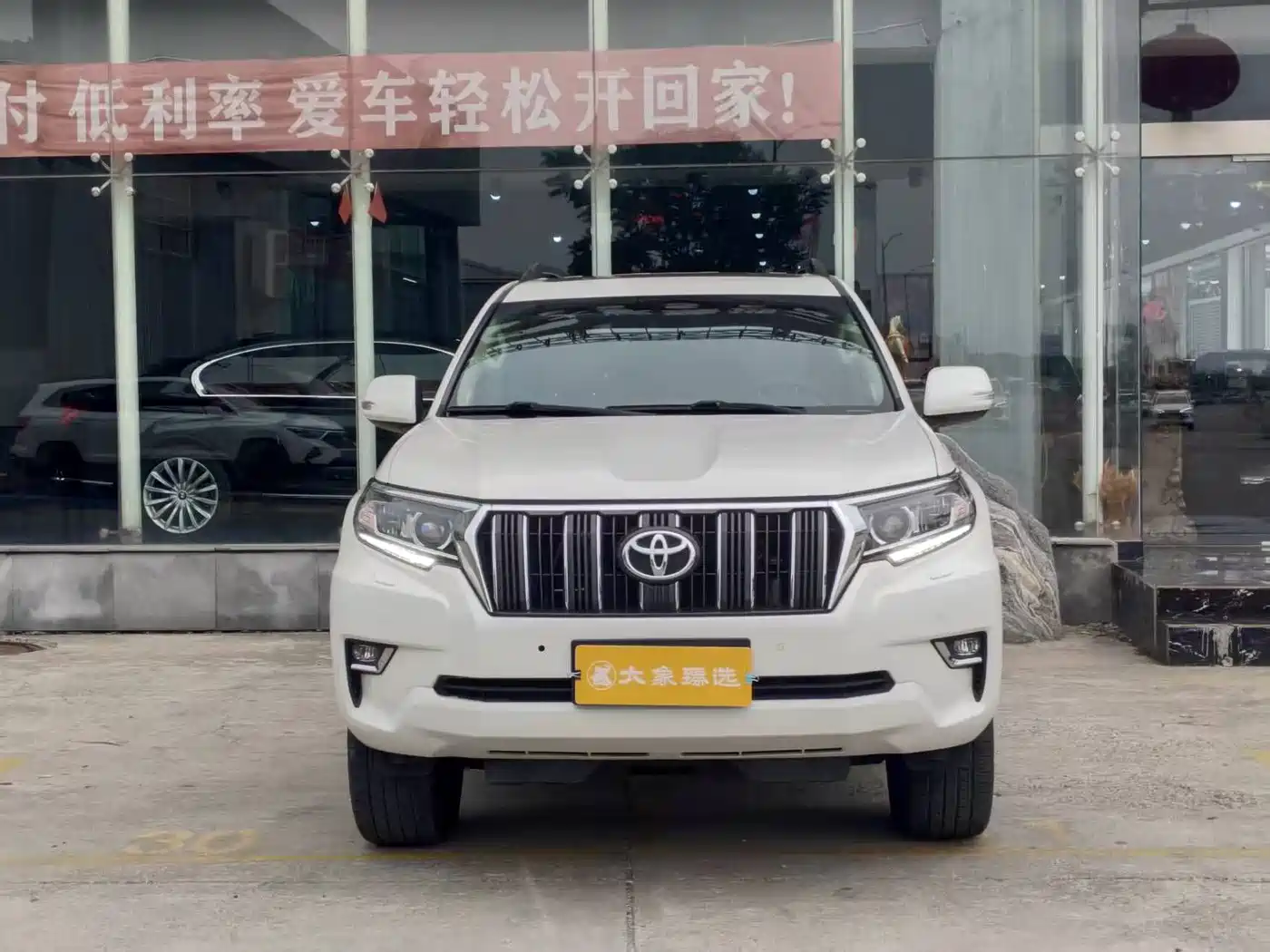 Toyota Prado 2018 3.5L Automatic TX-L NAVI Rear-mounted Spare Tire фото 2
