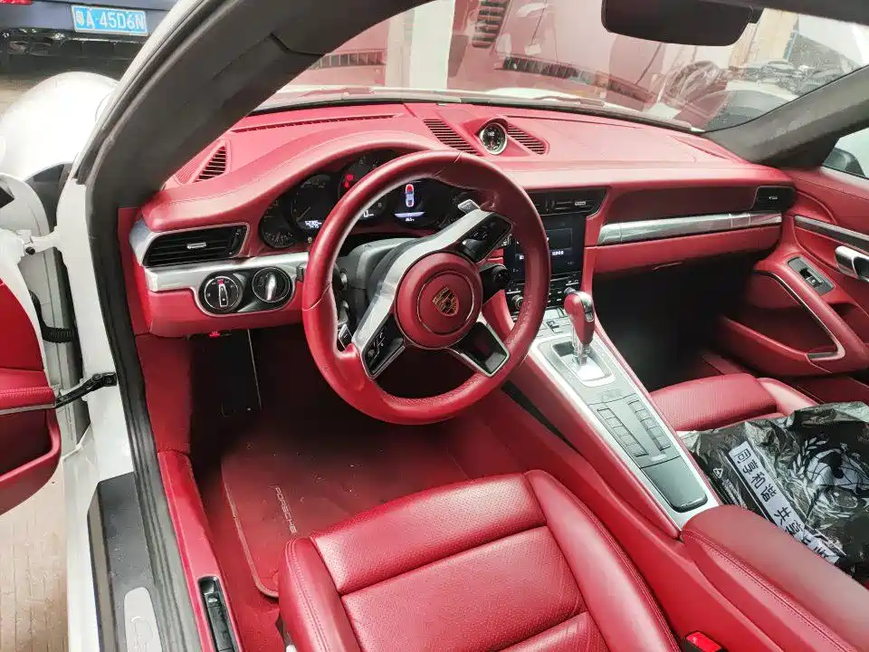 Porsche 911 2016 Carrera 3.0T фото 4
