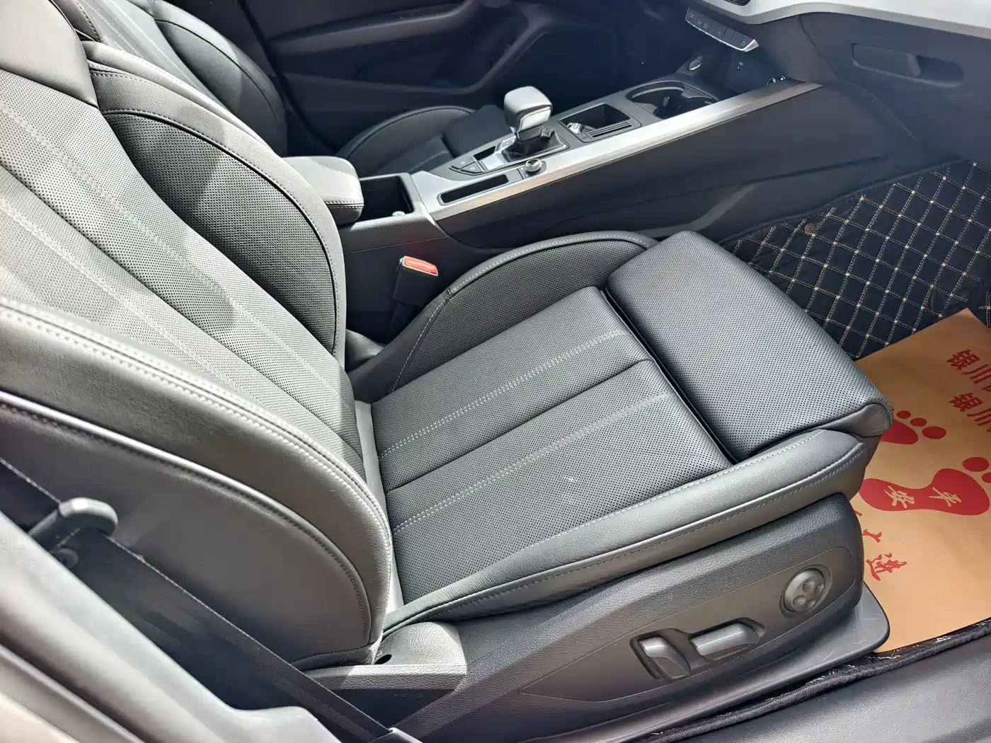 Audi A4L 2020 40 TFSI Fashion Dynamic Edition фото 9