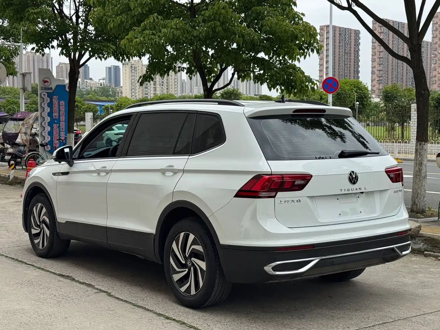Volkswagen Tiguan L 2023 330TSI Auto 2WD Comfort Edition фото 15