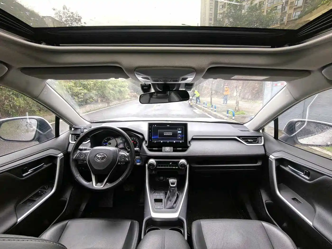 Toyota Wildlander 2021 Hybrid 2.5L E-CVT 2WD Luxury Edition фото 12