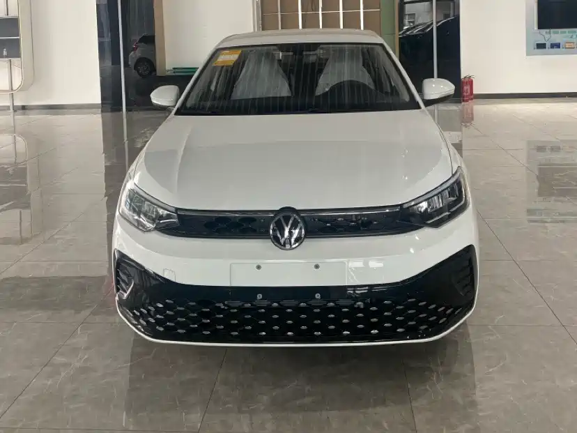 Volkswagen Lavida 2026 Model X-Ray 1.5L Premium Elegance Edition фото 2