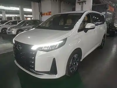 Trumpchi M6