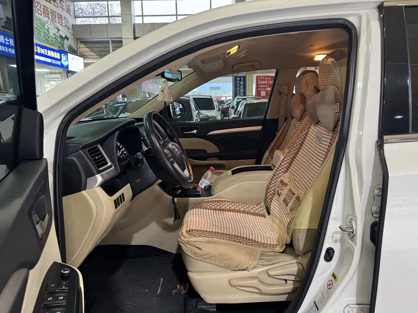 Фото 8 - Toyota Highlander