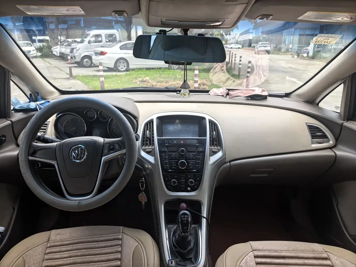 Buick Excelle 2012 GT 1.6L Manual Comfort фото 10