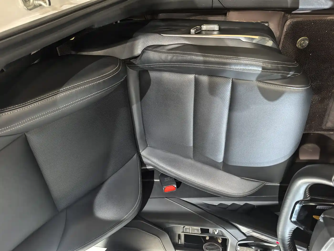 Lynk & Co 06 2020 1.5T Power Pro фото 9