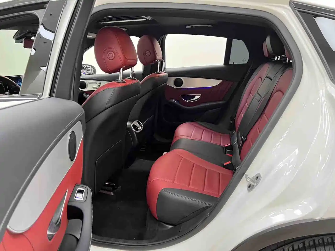 Mercedes-Benz GLC Coupe 2022 Facelift GLC 260 4MATIC Coupe SUV фото 11