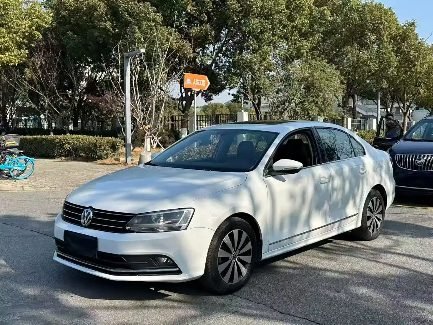 Volkswagen Sagitar 2014 1.4TSI Automatic Luxury