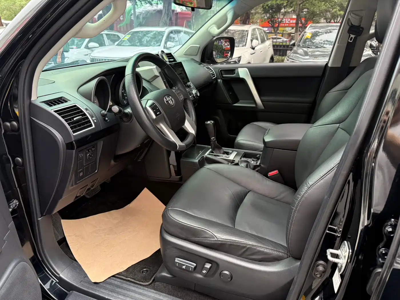 Toyota Prado 2016 2.7L Auto Standard Edition фото 8