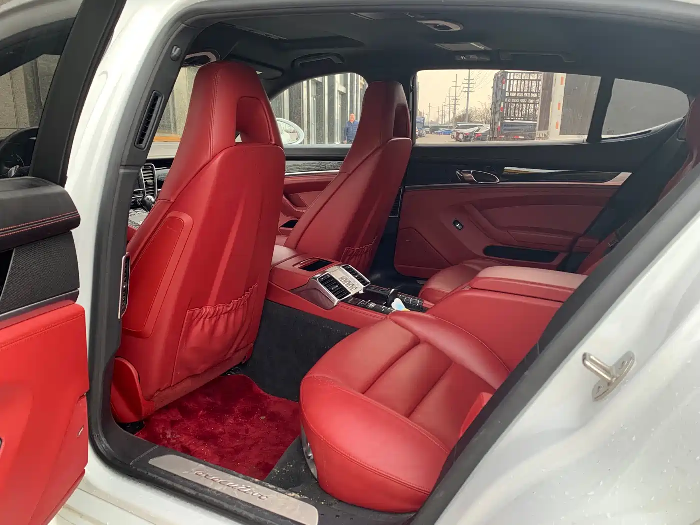 Porsche Panamera 2016 Panamera 4 Executive Edition 3.0T фото 8