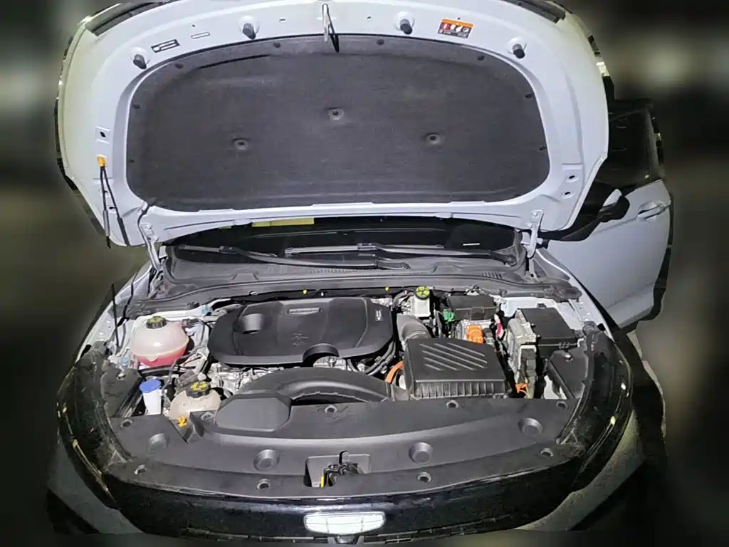Geely Emgrand L HiP 2024 2024 Model Soaring Dragon Edition 1.5TD-DHT Pro 100KM Excellence Type