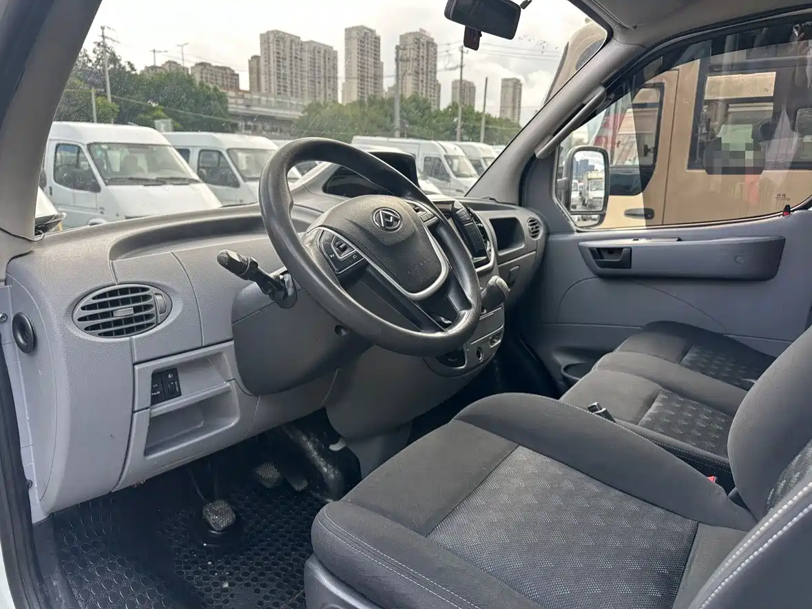 Photo 5 - Maxus Xintu V80