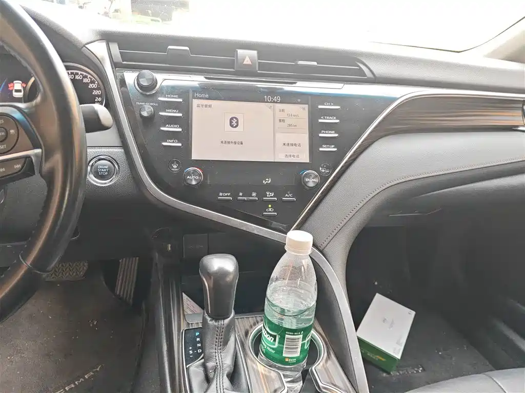 Toyota Camry 2018 2.5G Luxury Edition фото 13