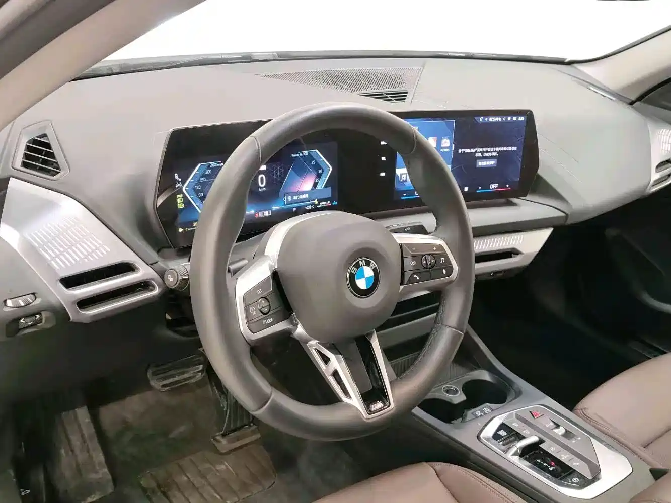 BMW 2 Series 2025 225L M Sport Package фото 6