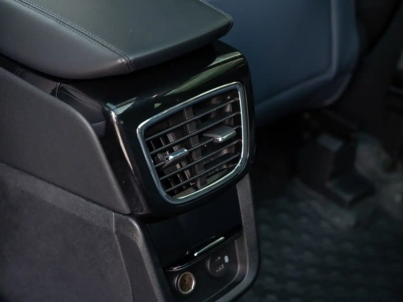 Lincoln Nautilus 2021 2.0T AWD Exclusive Edition фото 21