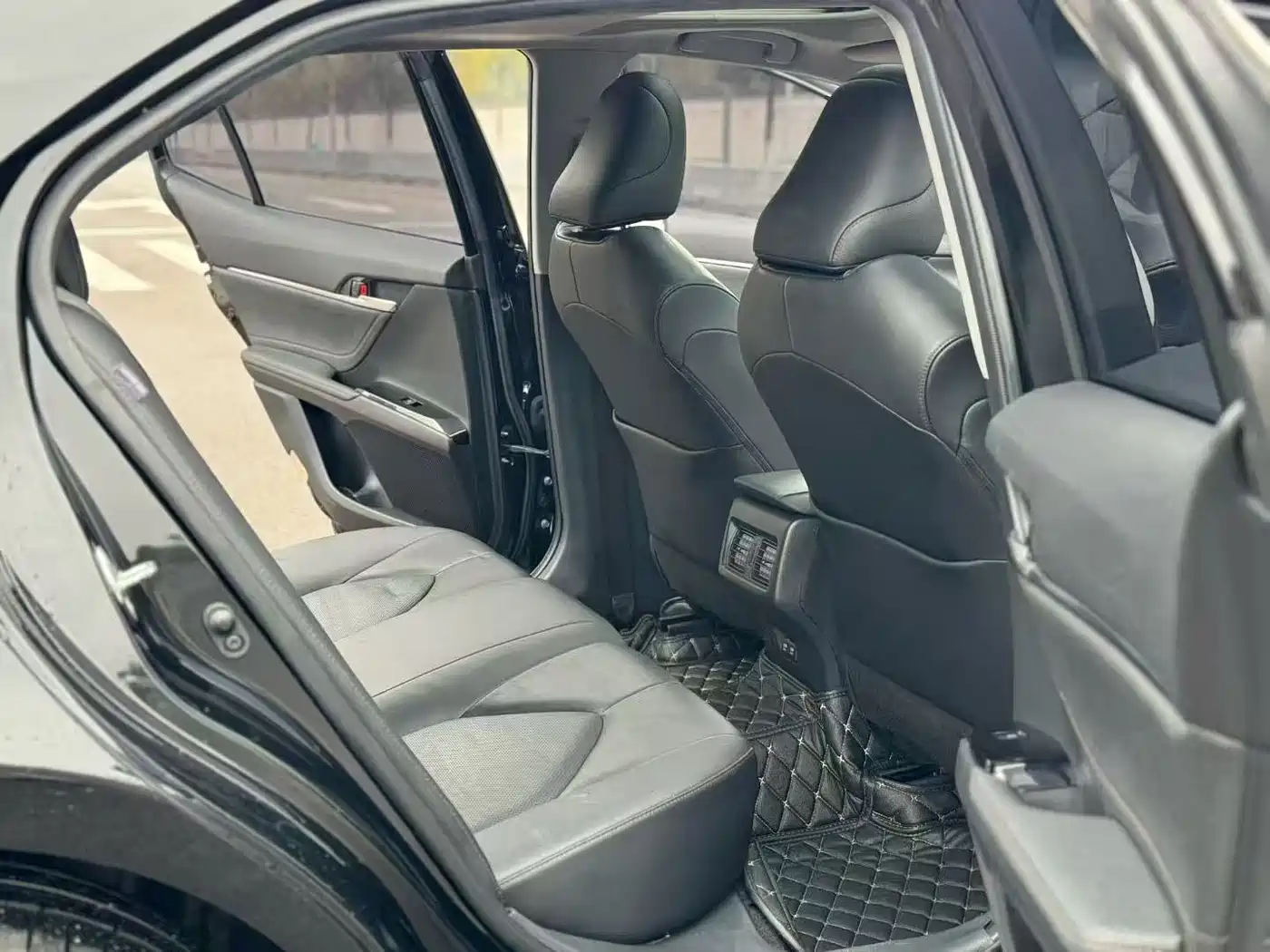 Toyota Camry 2019 2.0G Luxury (China V) фото 6