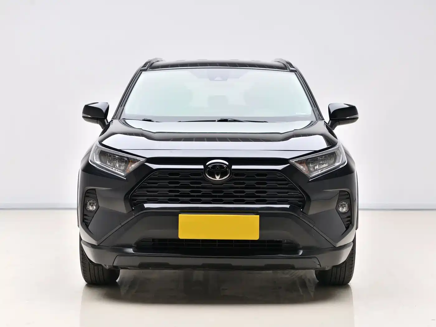 Toyota RAV4 Rongfang 2021 2.0L CVT 2WD Urban фото 2