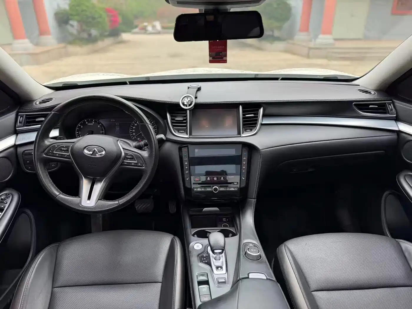 Infiniti QX50 2018 2.0T 4WD Elite Edition фото 9