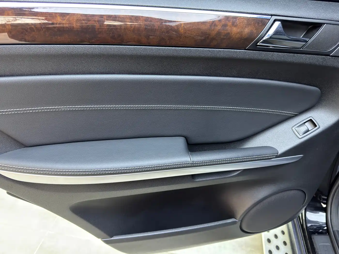 Mercedes-Benz GL-Class фото 17