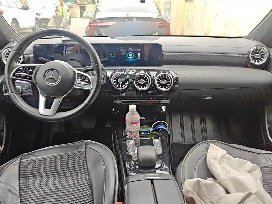 Mercedes-Benz A-Class 2021 A 200 L Sport Sedan Dynamic Type фото 12
