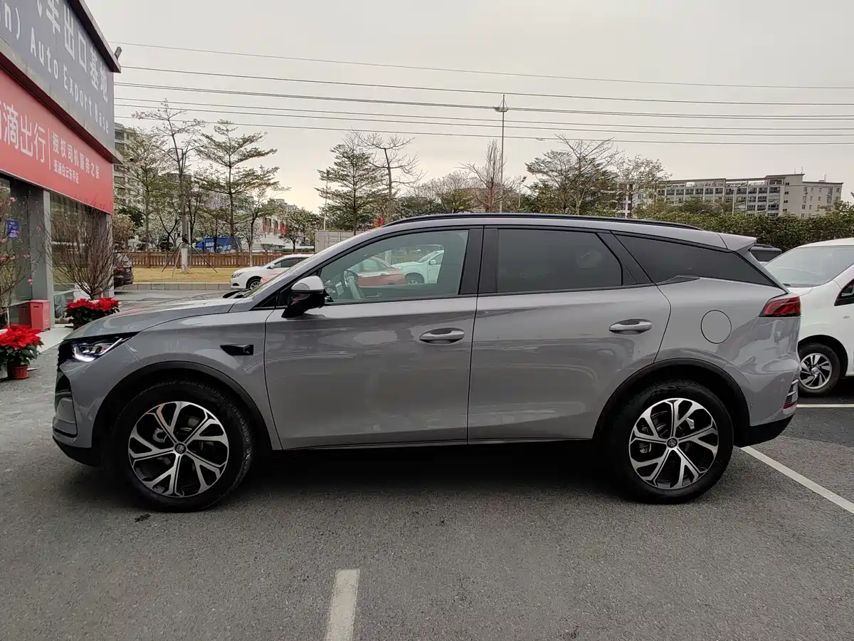 BYD Tang New Energy 2025 Smart Driving Edition DM-i 115KM Flagship фото 12