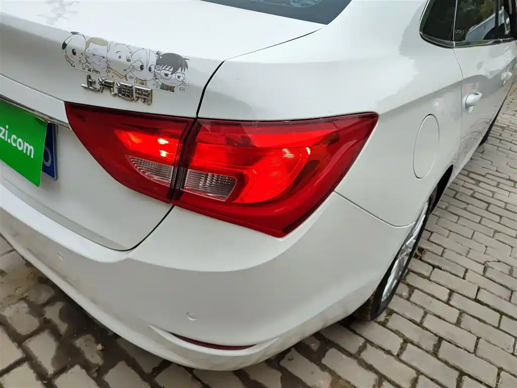 Buick Excelle 2017 15N Manual Elite фото 8