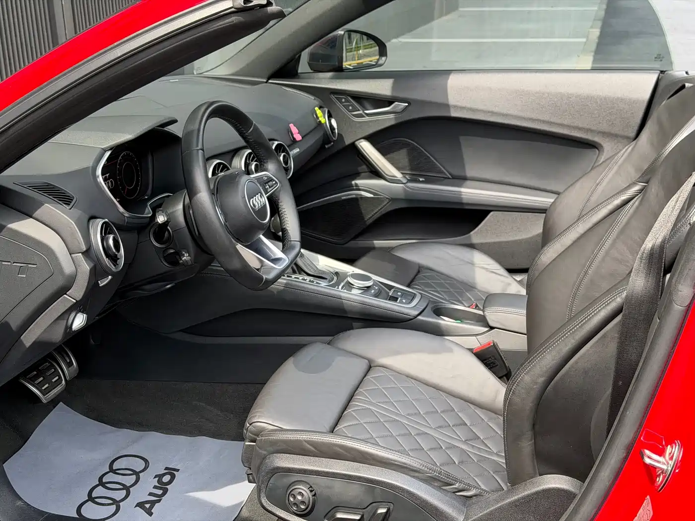 Audi TT 2017 2015 TT Roadster 45 TFSI quattro
