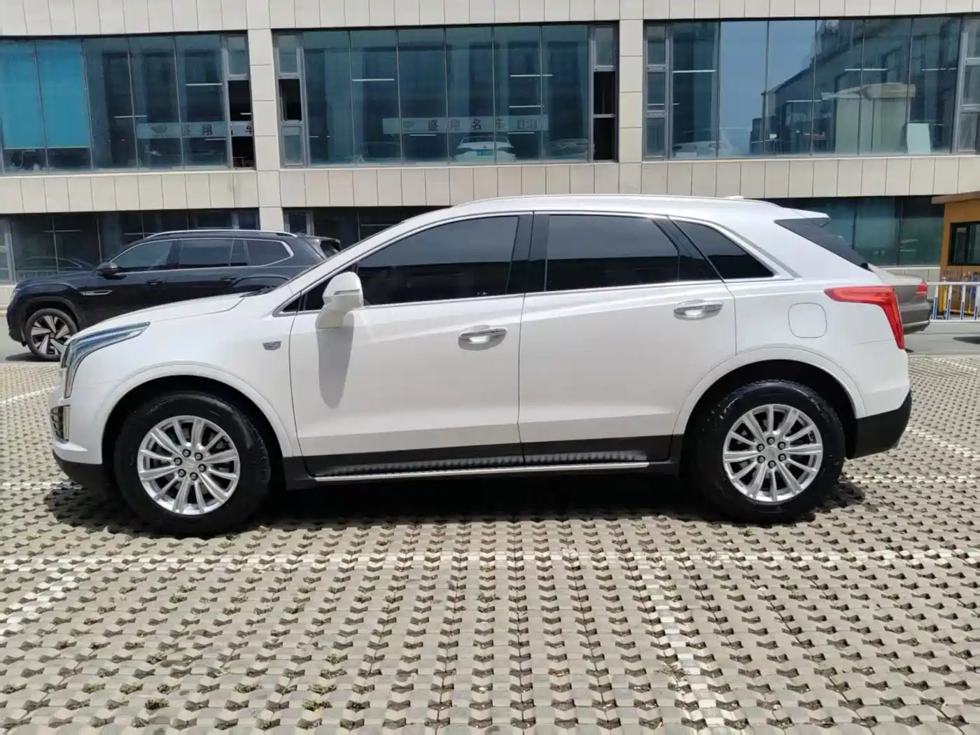 Cadillac XT5 2018 28E AWD Technology Model фото 7