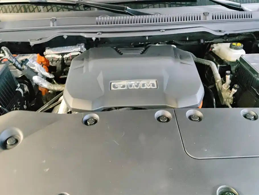 Tank 500 EV 2023 Hi4-T фото 10