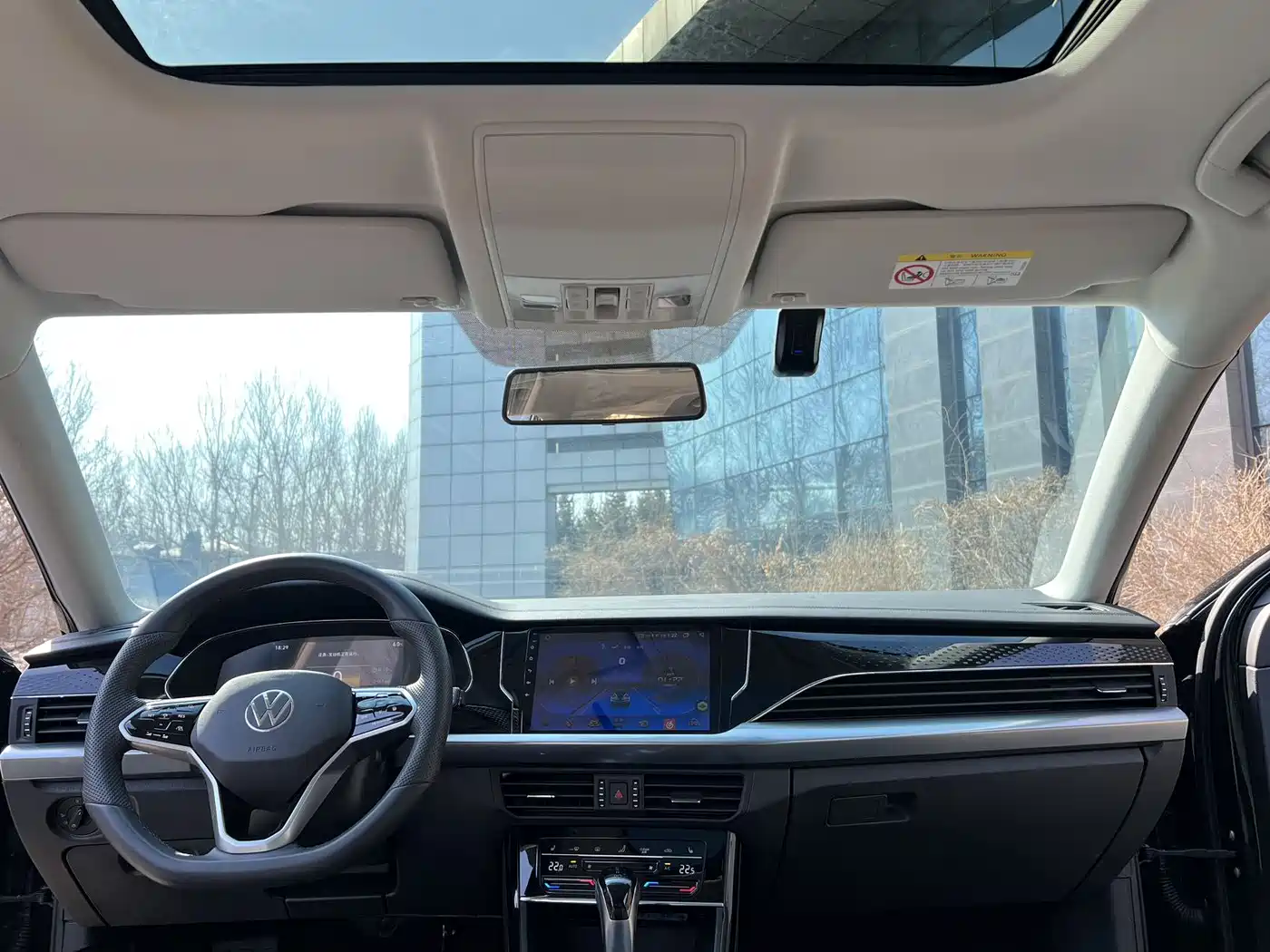 Volkswagen Passat 2023 280TSI Business Edition фото 12
