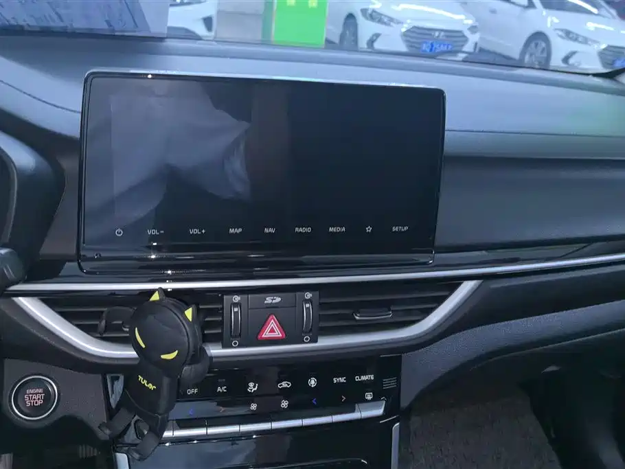 Kia K3 2019 1.5L CVT Smart Connect Edition фото 13