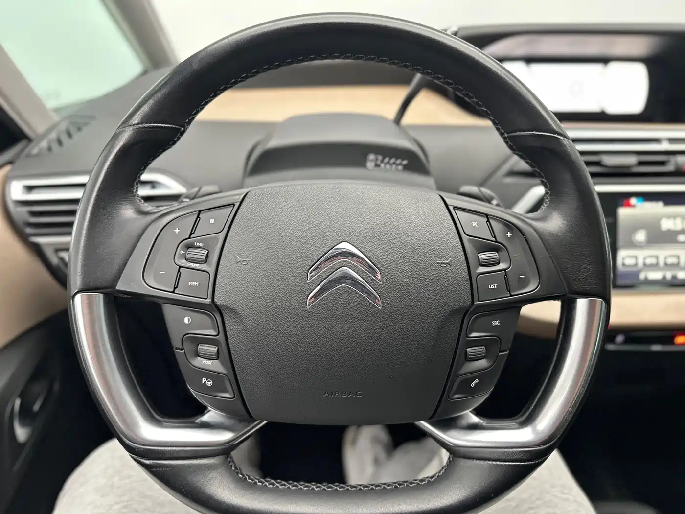 Citroën C4 Picasso 2015 Grand 1.6T Luxury 7-seater фото 23