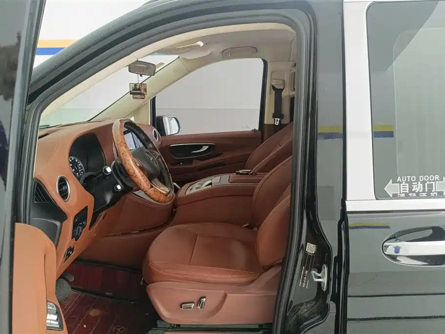 Mercedes-Benz Vito 2018 2.0T Business China V фото 9