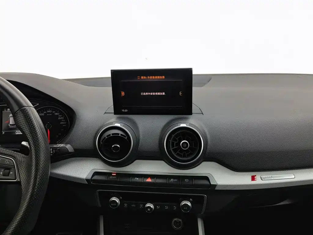 Audi Q2L 2018 35 TFSI Fashion Elegance China V фото 12