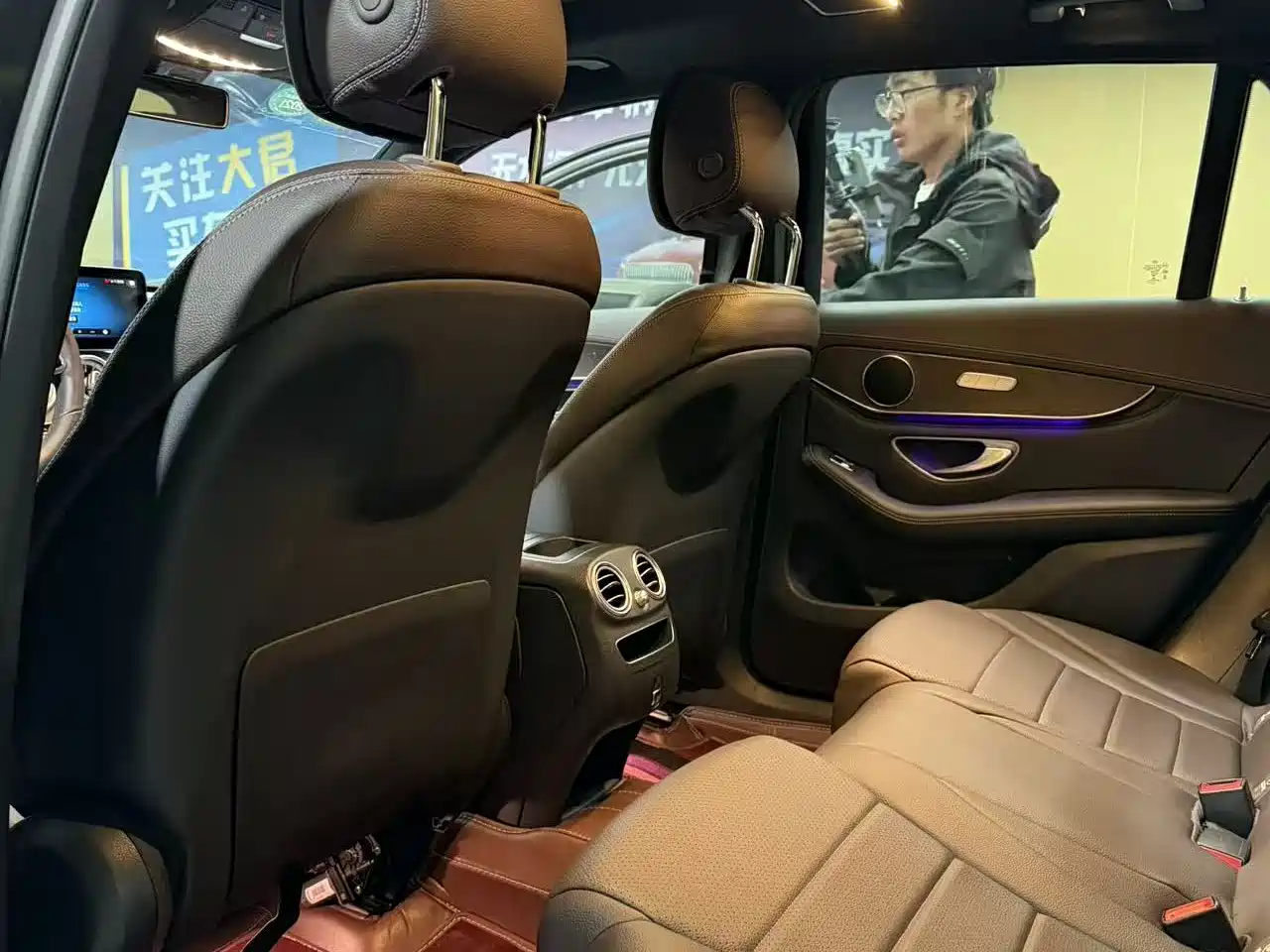Mercedes-Benz GLC 2020 GLC 260 L 4MATIC Luxury фото 9
