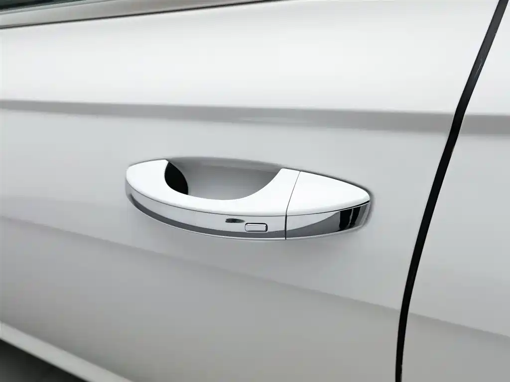 Volkswagen Lavida 2023 280TSI DSG Starlight Comfort Edition фото 18