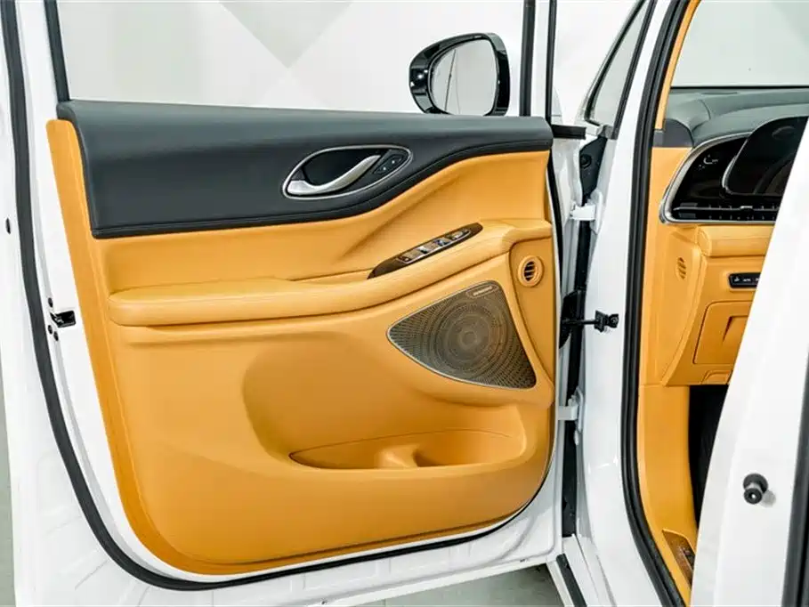 Voyah Auto Voyah Dreamer 2024 PHEV Extended Range Premium Edition фото 17
