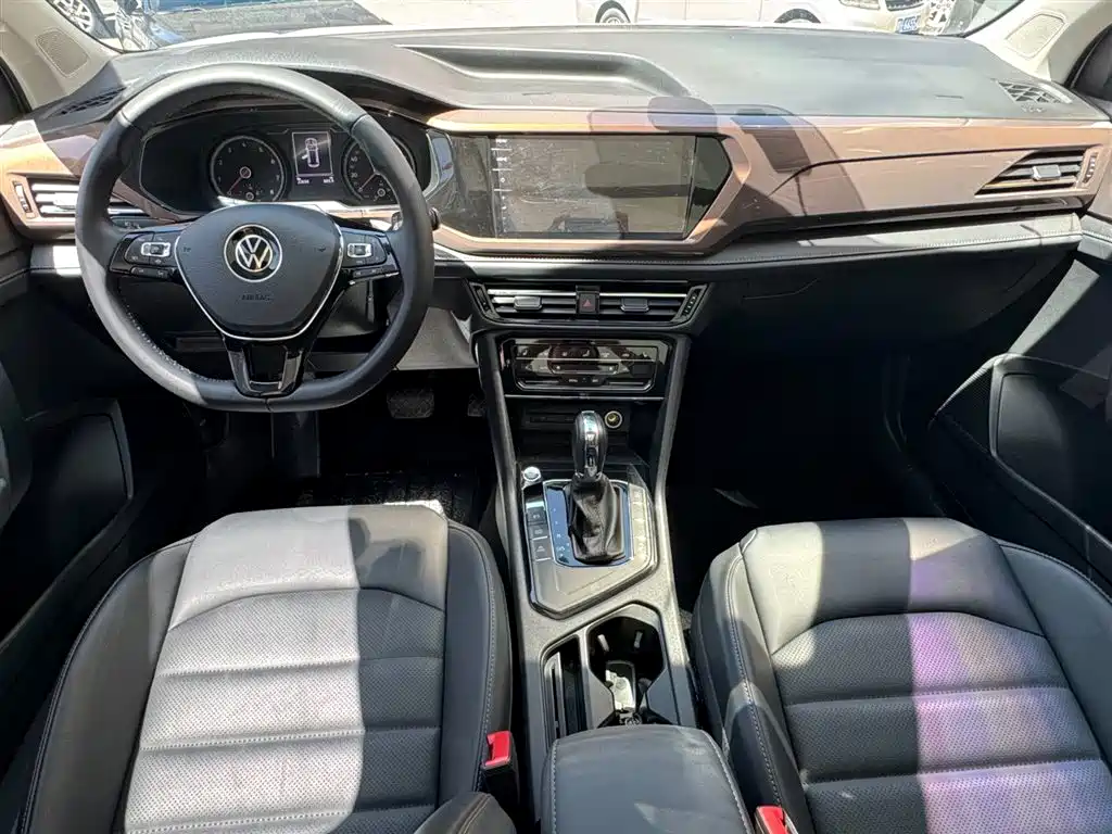 Volkswagen Tharu 2021 Model 280TSI 2WD Luxury Edition фото 8