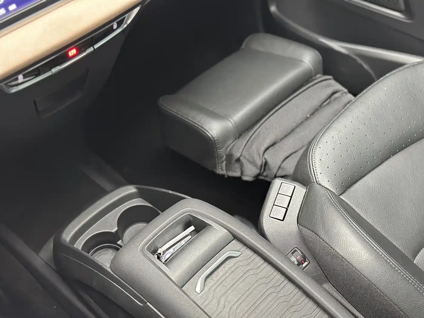 Citroën C4 Picasso 2015 Grand 1.6T Luxury 7-seater фото 27