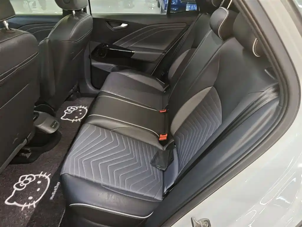 Volkswagen ID.3 2024 Outstanding Edition фото 17