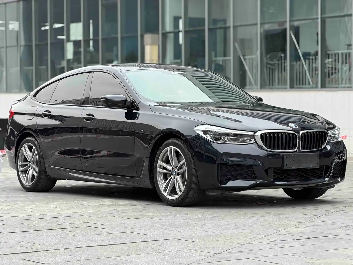 BMW 6 Series GT 2019 630i M Sport Package фото 3