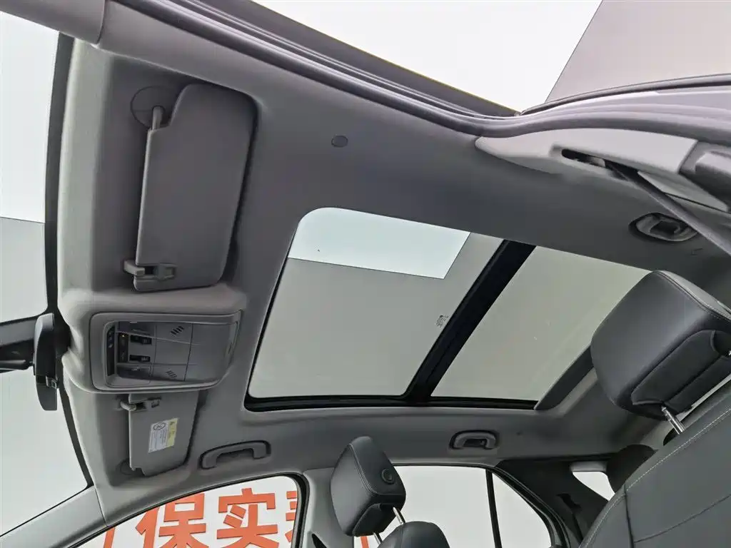 Chevrolet Equinox 2018 RS 550T Automatic 4WD Pioneer Edition фото 14