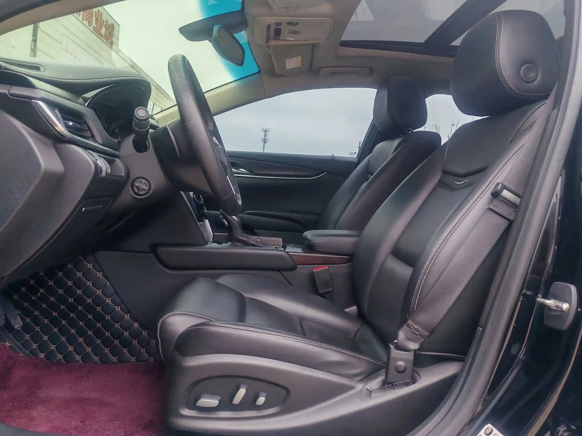 Photo 12 - Cadillac XTS