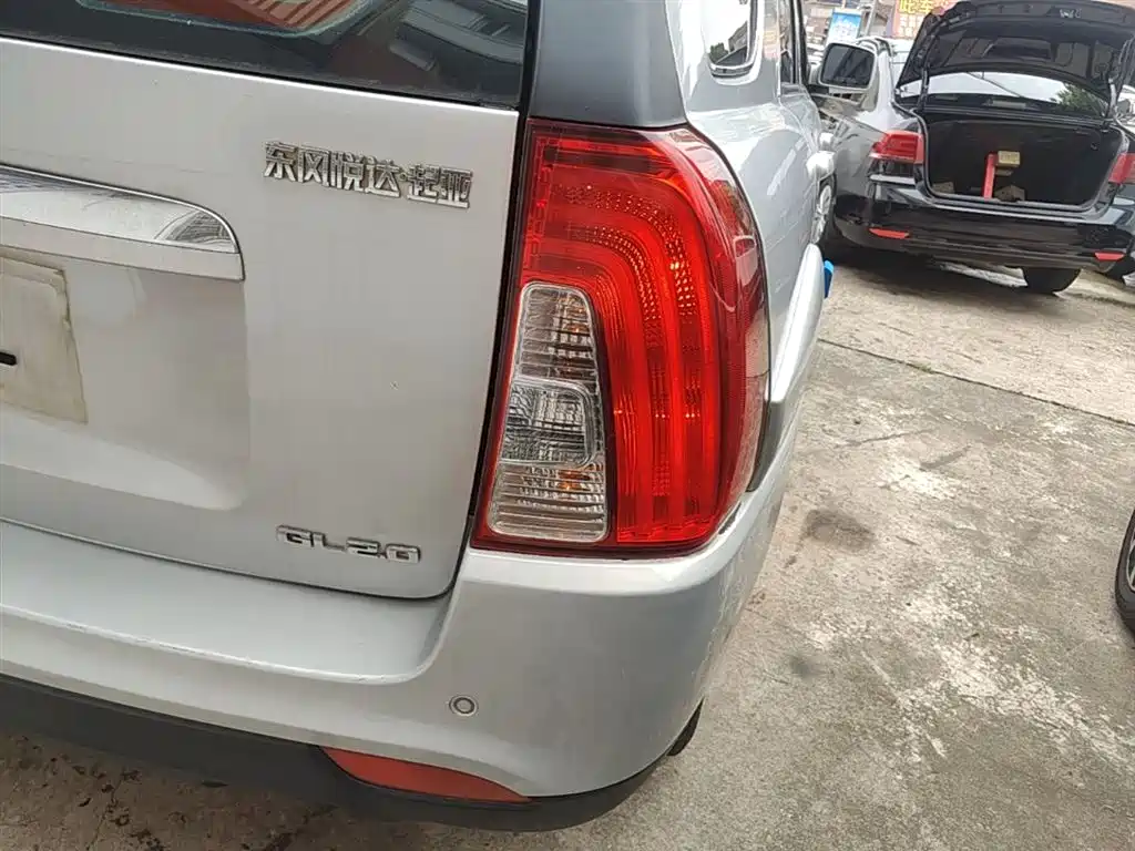 Kia Sportage 2013 2.0L Automatic 2WD GL фото 8