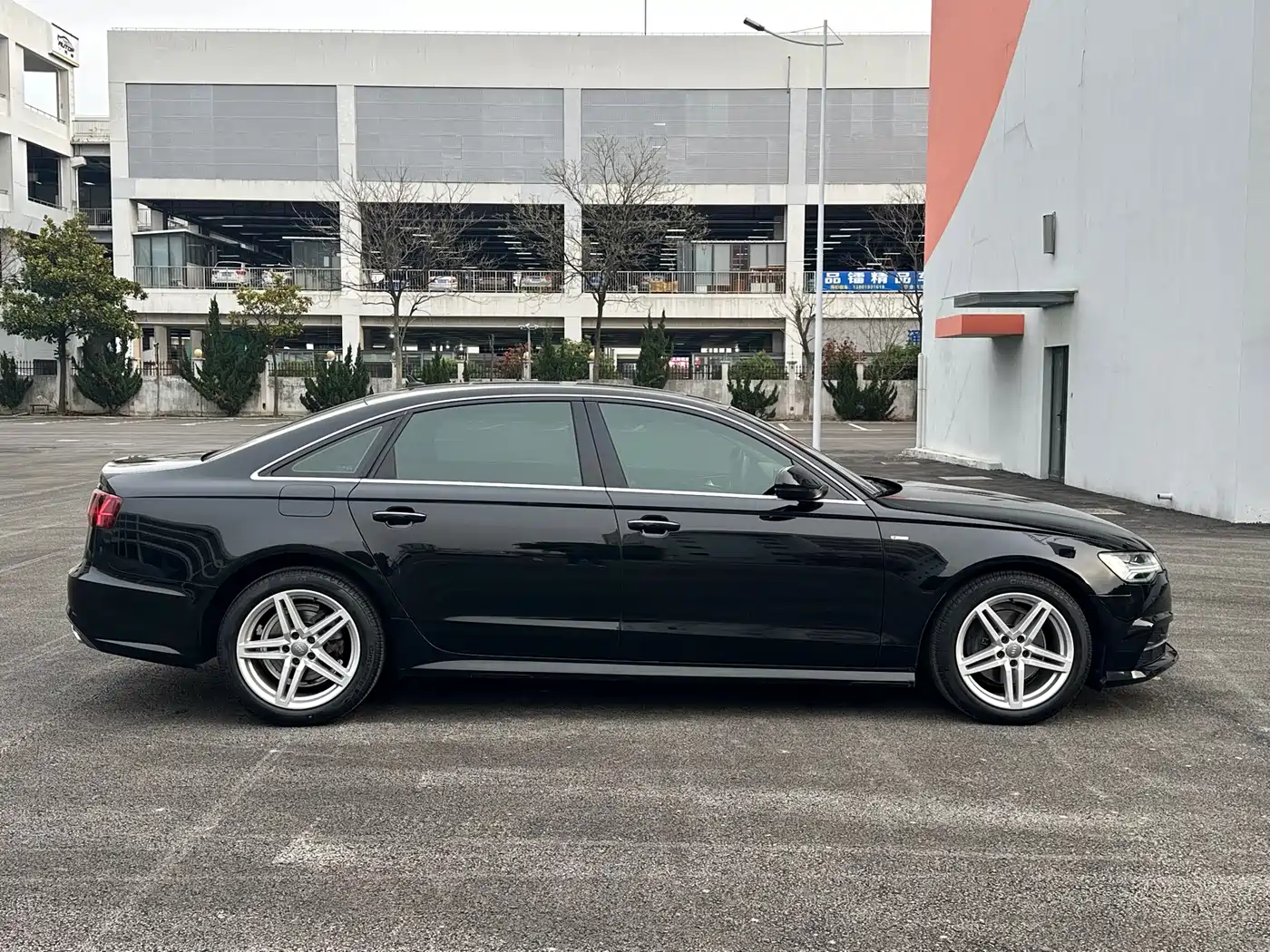 Audi A6L 2018 30th Anniversary 30 FSI Style фото 7