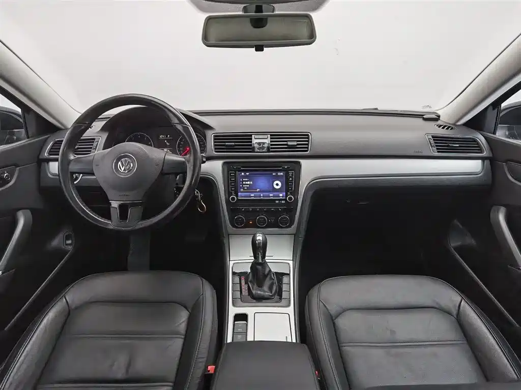 Volkswagen Passat 2014 1.4TSI DSG Luxury Edition фото 5