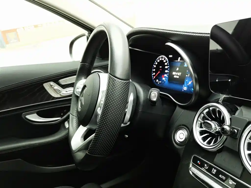 Mercedes-Benz C-Class 2020 Facelift C 260 L Sport фото 22